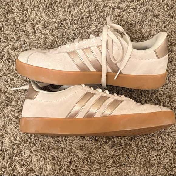 Adidas VI Court Women's Sneakers - Picture 2 of 5